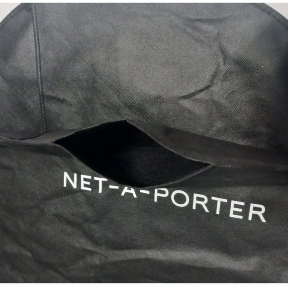 Net-A-Porter Empty boxes + 1 Travel Garment Bag + Extras. - Picture 8 of 13